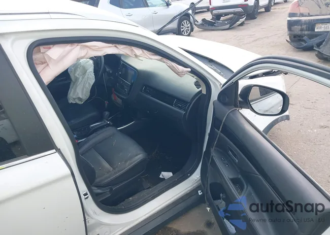 JA4AD3A33JZ069937: 43367979