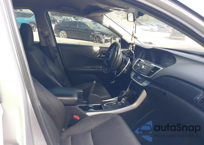 1HGCR2F53EA106298: 43368016