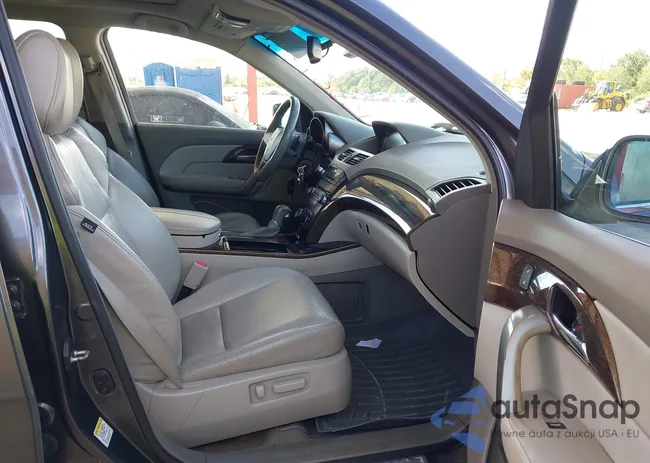 2HNYD2H68BH524792: 43367329