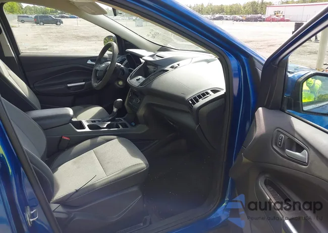 1FMCU0GD5HUC43782: 43367401