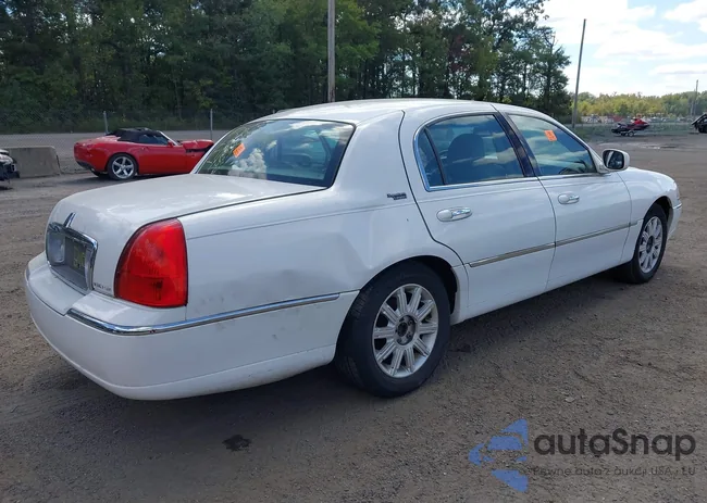 2LNHM82V09X633512: 43367446