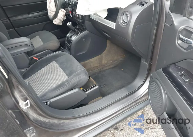 1C4NJCBA8FD124402: 43367498