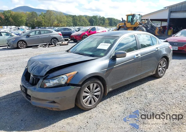 1HGCP3F72CA001178: 43368666