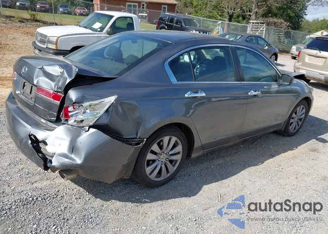 1HGCP3F72CA001178: 43368666