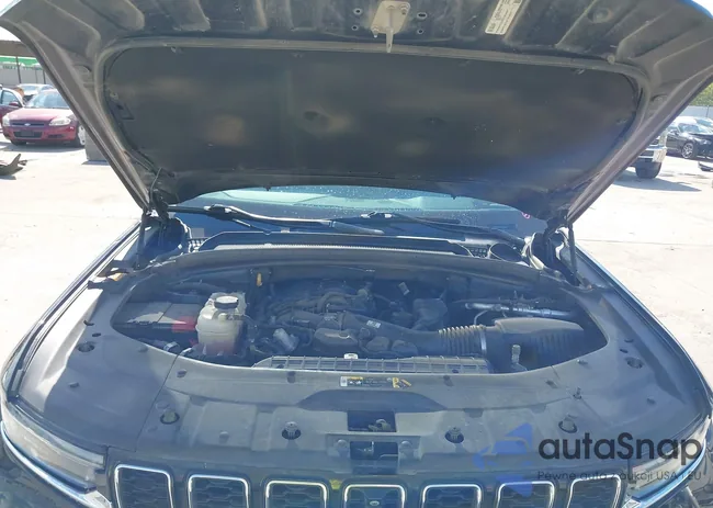 1C4RJKBG0N8628305: 43368698