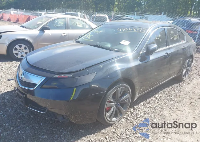 19UUA8F32EA004245: 43368778