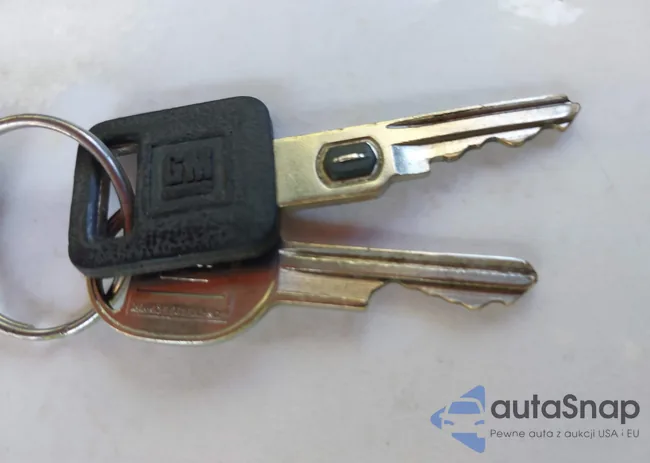 1G4HP52L5SH509214: 43368791