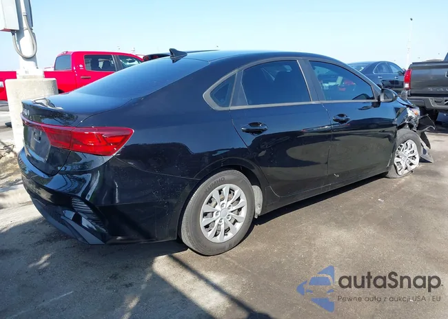 3KPF24AD4NE429833: 43368859