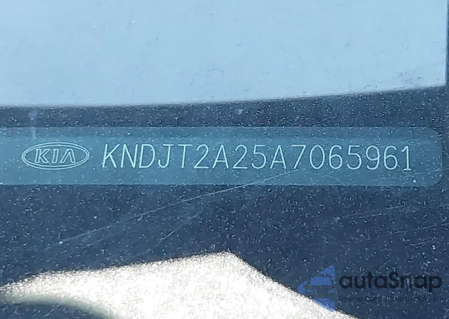 KNDJT2A25A7065961: 43369079