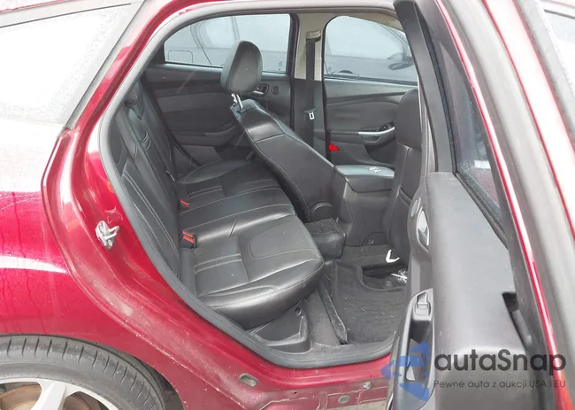 1FADP3N23DL274828: 43369180