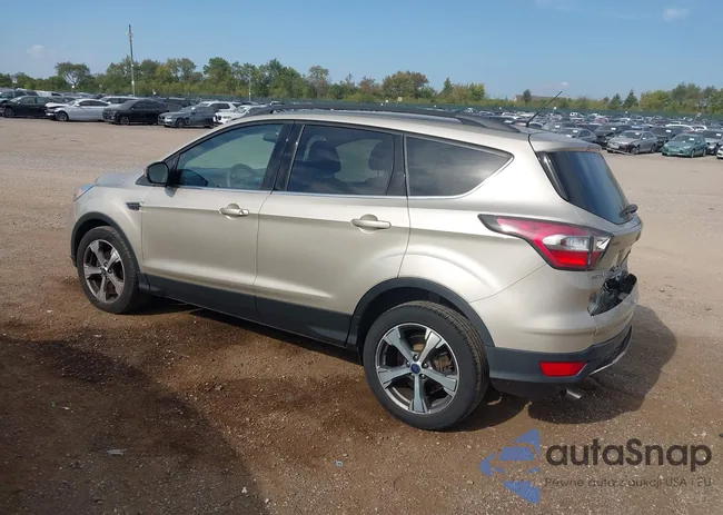 1FMCU0GD8HUB40758: 43369189