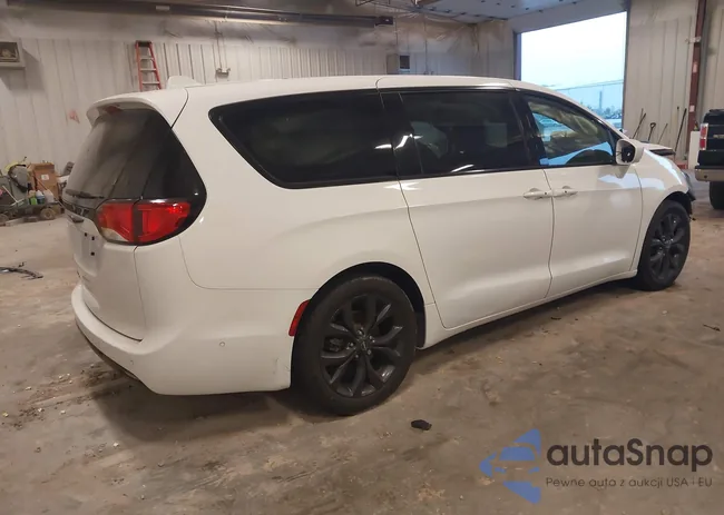 2C4RC1FG0LR233170: 43368274