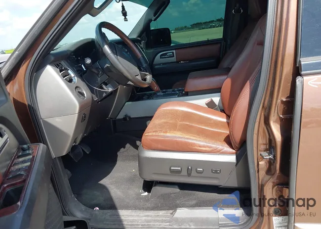 1FMJU1H55CEF24617: 43368341