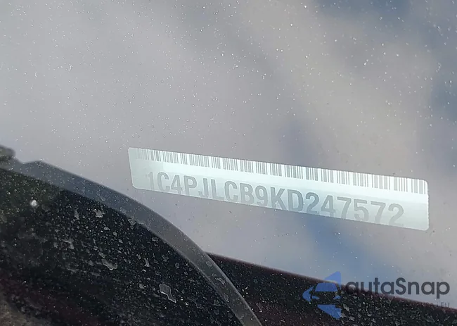 1C4PJLCB9KD247572: 43368414