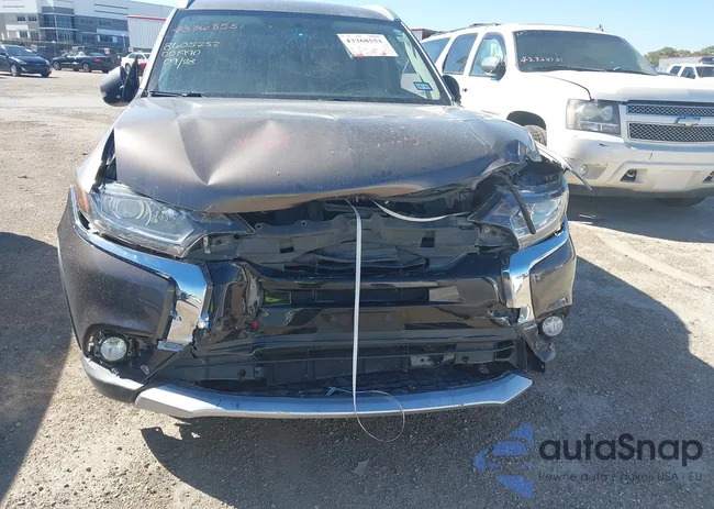 JA4AD3A35HZ001990: 43368551