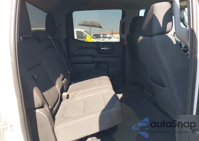 3GCUYDET8MG412818: 43368554