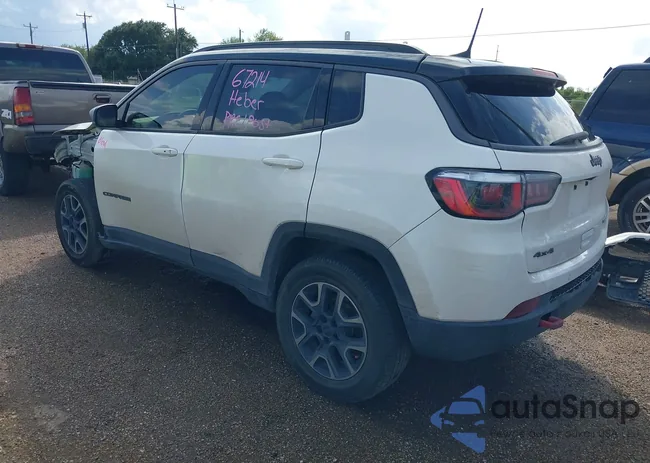 3C4NJDDB8KT597782: 43368576