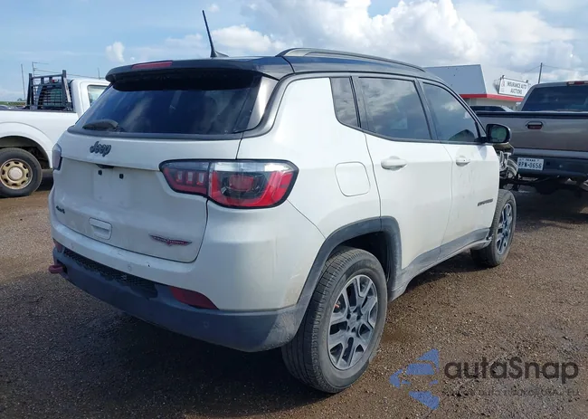 3C4NJDDB8KT597782: 43368576