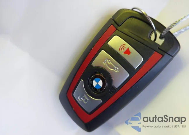 WBA8K3C58HK679325: 43369698