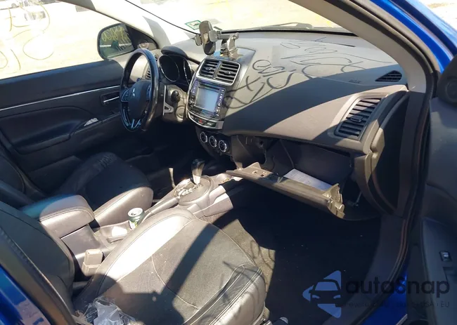 JA4AR4AW6GZ023352: 43369770