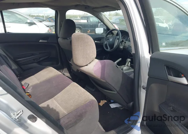 1HGCP26308A160165: 43369776