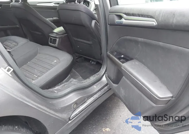 1FA6P0HD4E5360689: 43369857