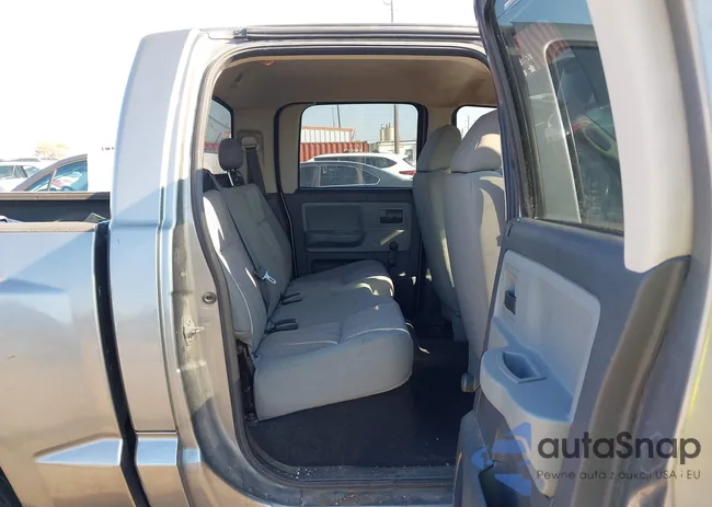 1D7CE2GKXAS100779: 43370170