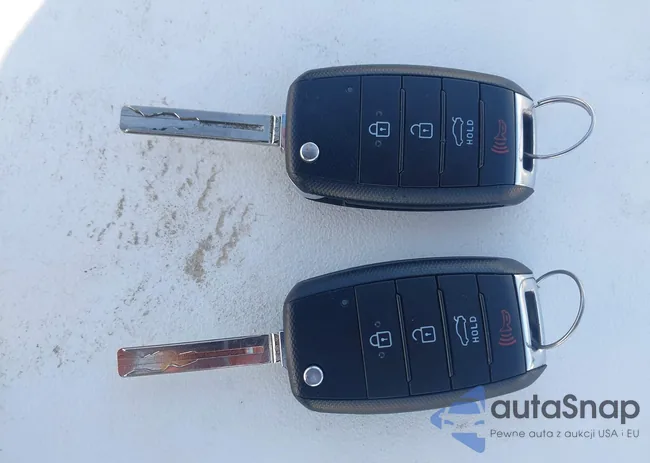 KNADM4A33G6676078: 43370213