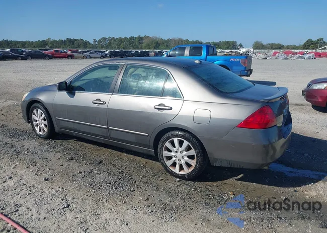 1HGCM66556A030784: 43369423