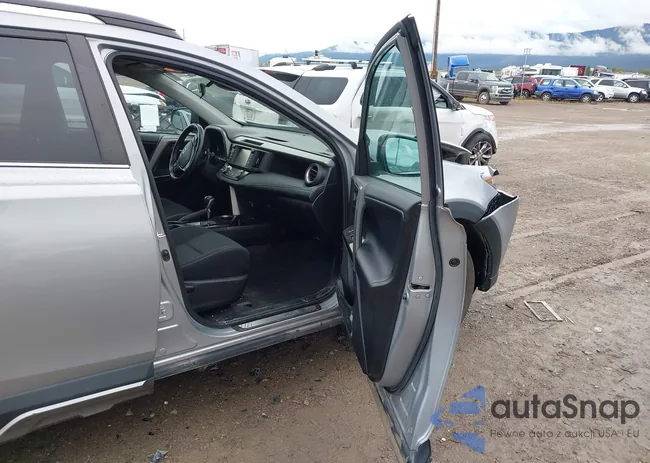 2T3RFREV4JW827589: 43369531