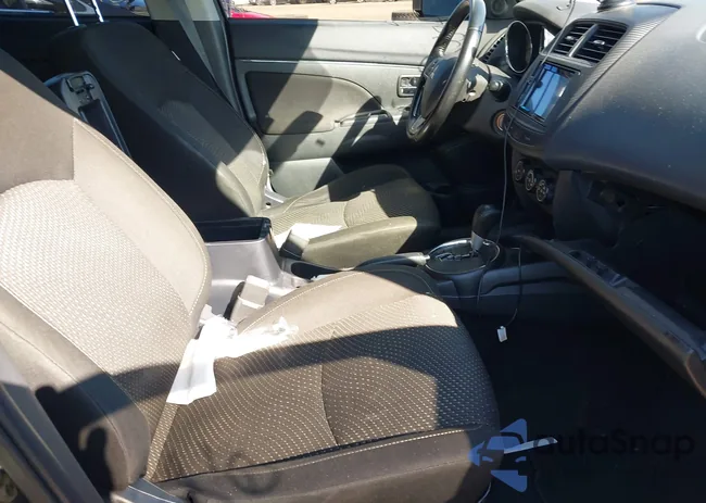 JA4AP3AW0GZ042575: 43369647