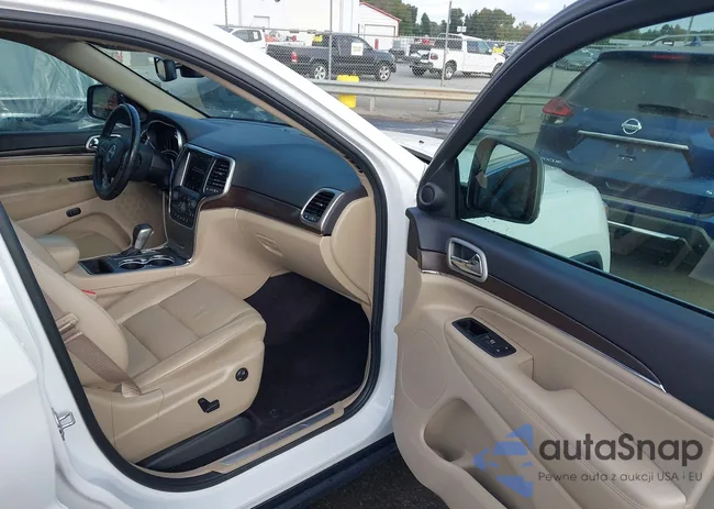 1C4RJEBG5JC429811: 43370767