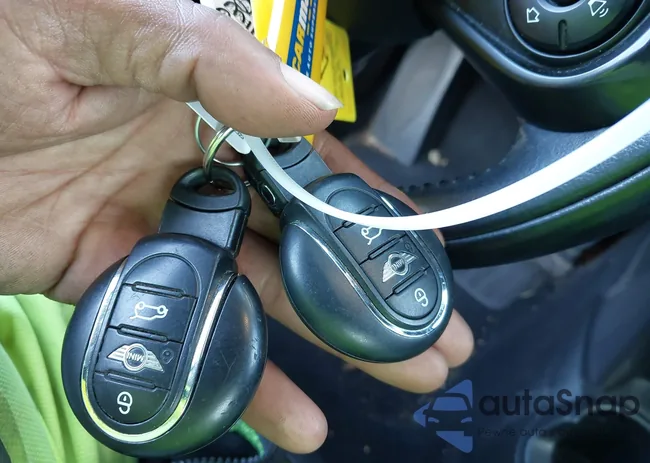 WMWXP5C51J2G61332: 43370925