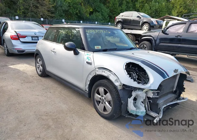 WMWXP5C51J2G61332: 43370925