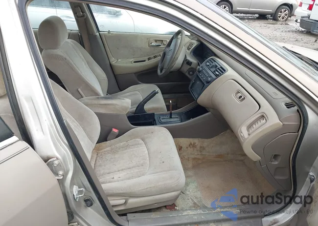 1HGCG5656XA102997: 43370944