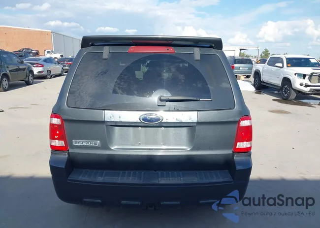 1FMCU04198KC45864: 43371053