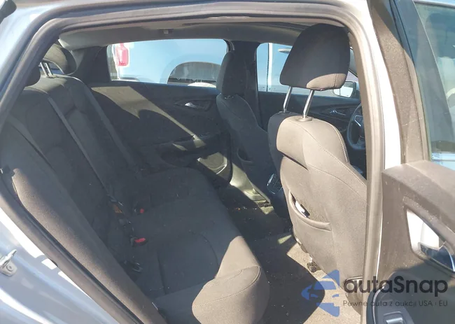 1G1ZD5ST1LF103504: 43371094