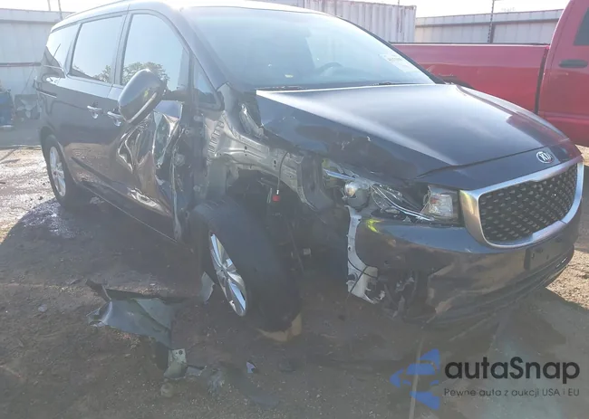 KNDMB5C1XH6242672: 43371108