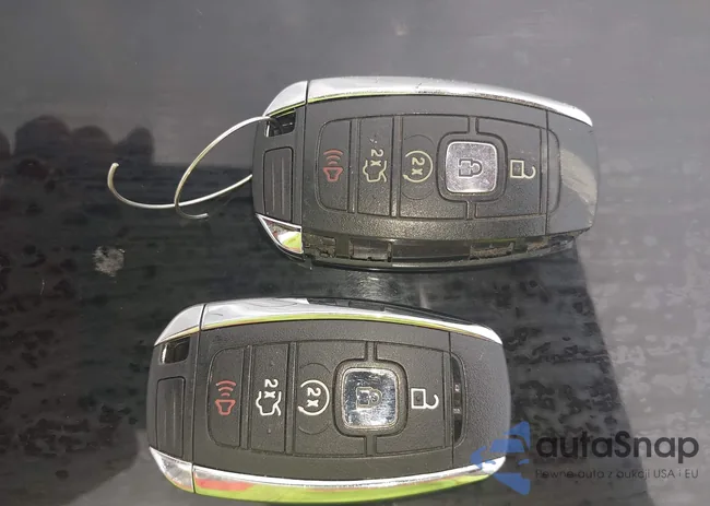 1LN6L9HK6H5606280: 43371158