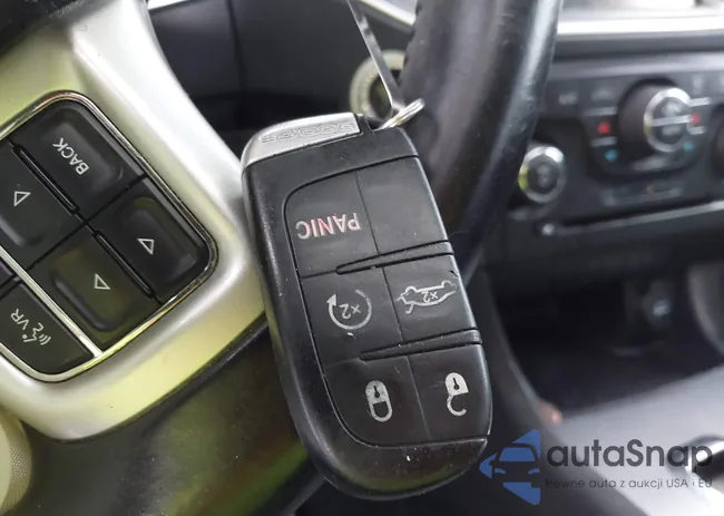 2C3CDXHG4CH244475: 43370401