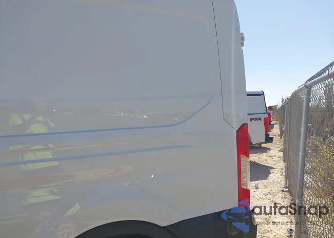 1FTBW9CG7LKA35146: 43370499