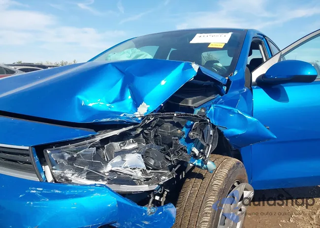 3KPA24AD0PE598096: 43370513