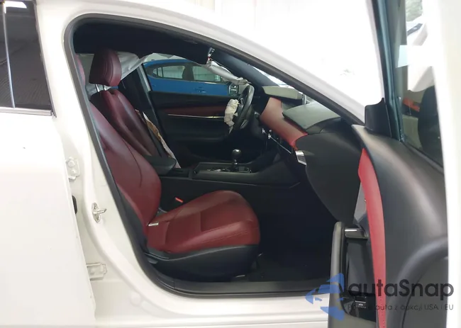 JM1BPAMM4P1618627: 43370639