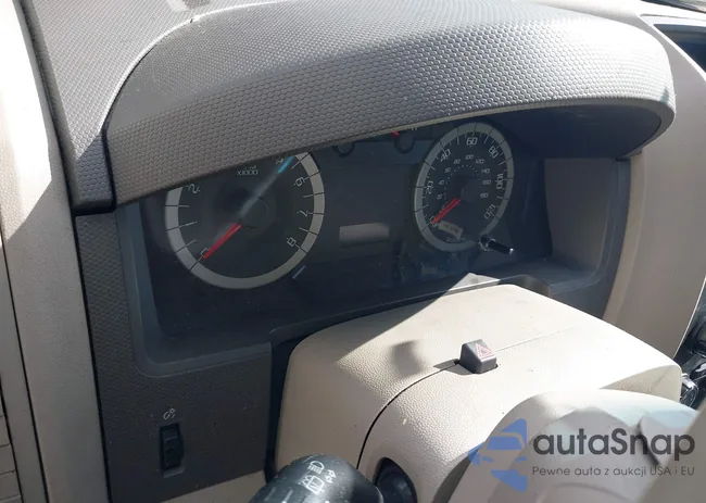 1FMCU9C76AKC89739: 43371727