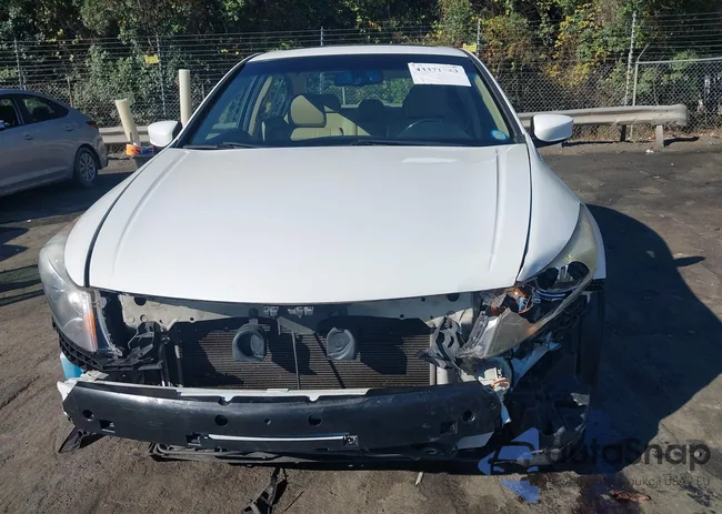 1HGCP3F88CA008810: 43371753