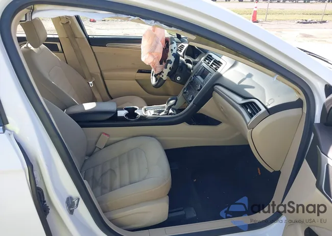 3FA6P0H76ER235913: 43371778