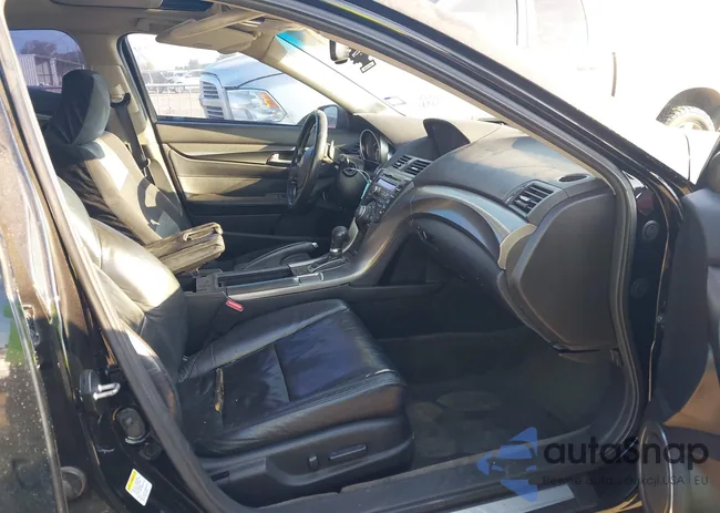 19UUA8F75CA024571: 43371784