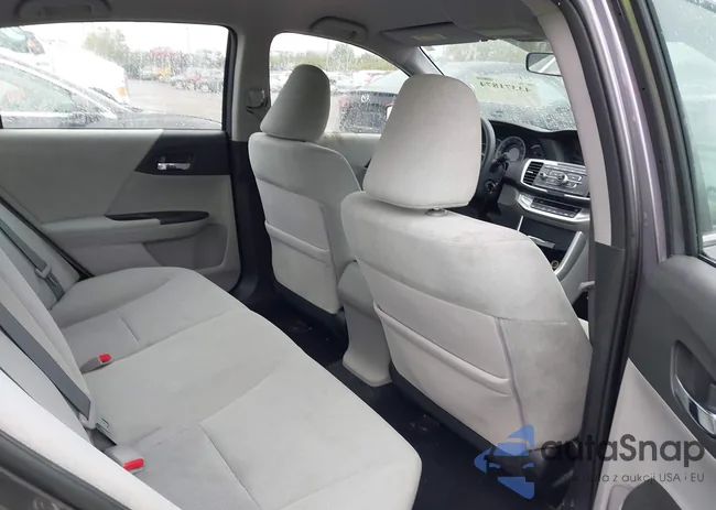 1HGCR2F3XDA004431: 43371874