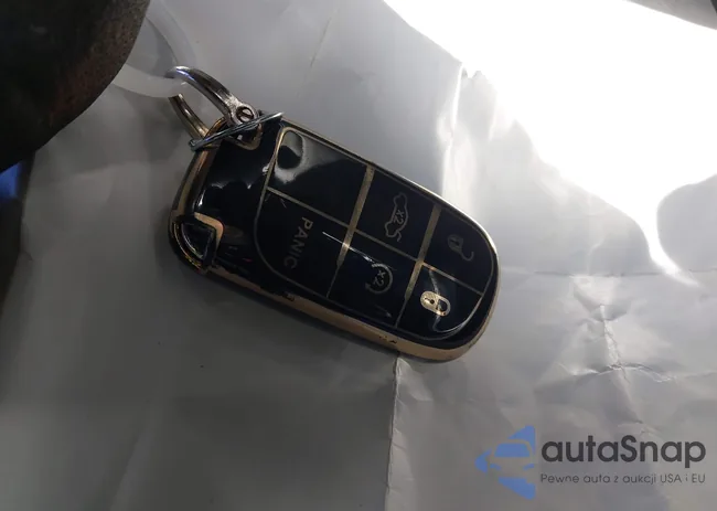 3C4NJDBB3JT483660: 43371928