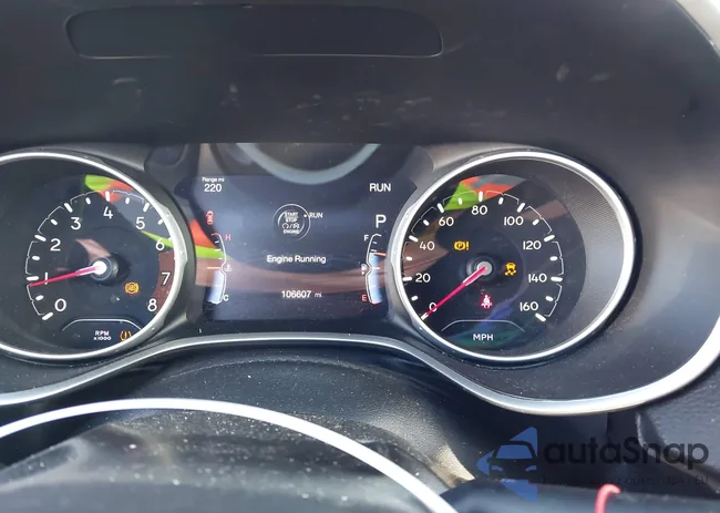 3C4NJDBB3JT483660: 43371928